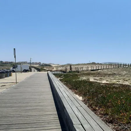 Beach House Labruge
